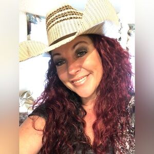 Meet your Posher, Sheri